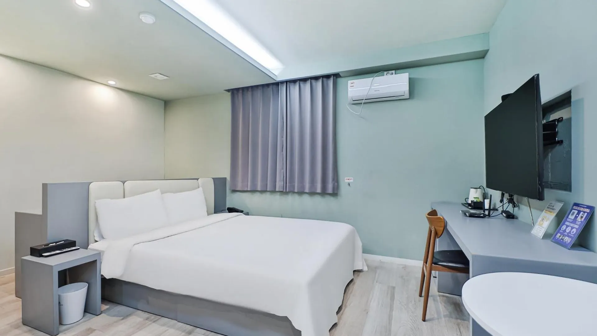 Sloth Hotel Busan Seomyeon