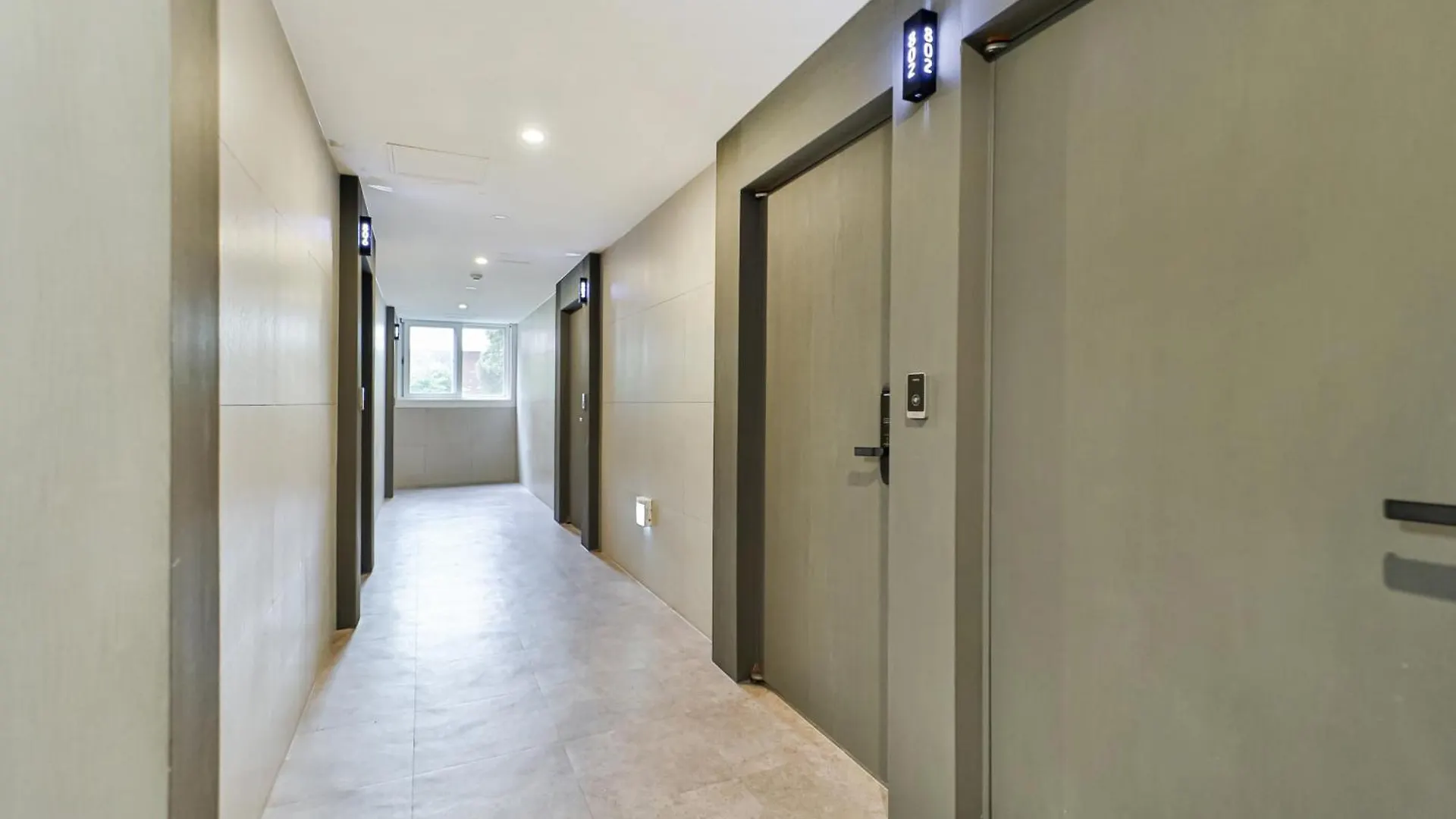 Sloth Hotel Busan Seomyeon