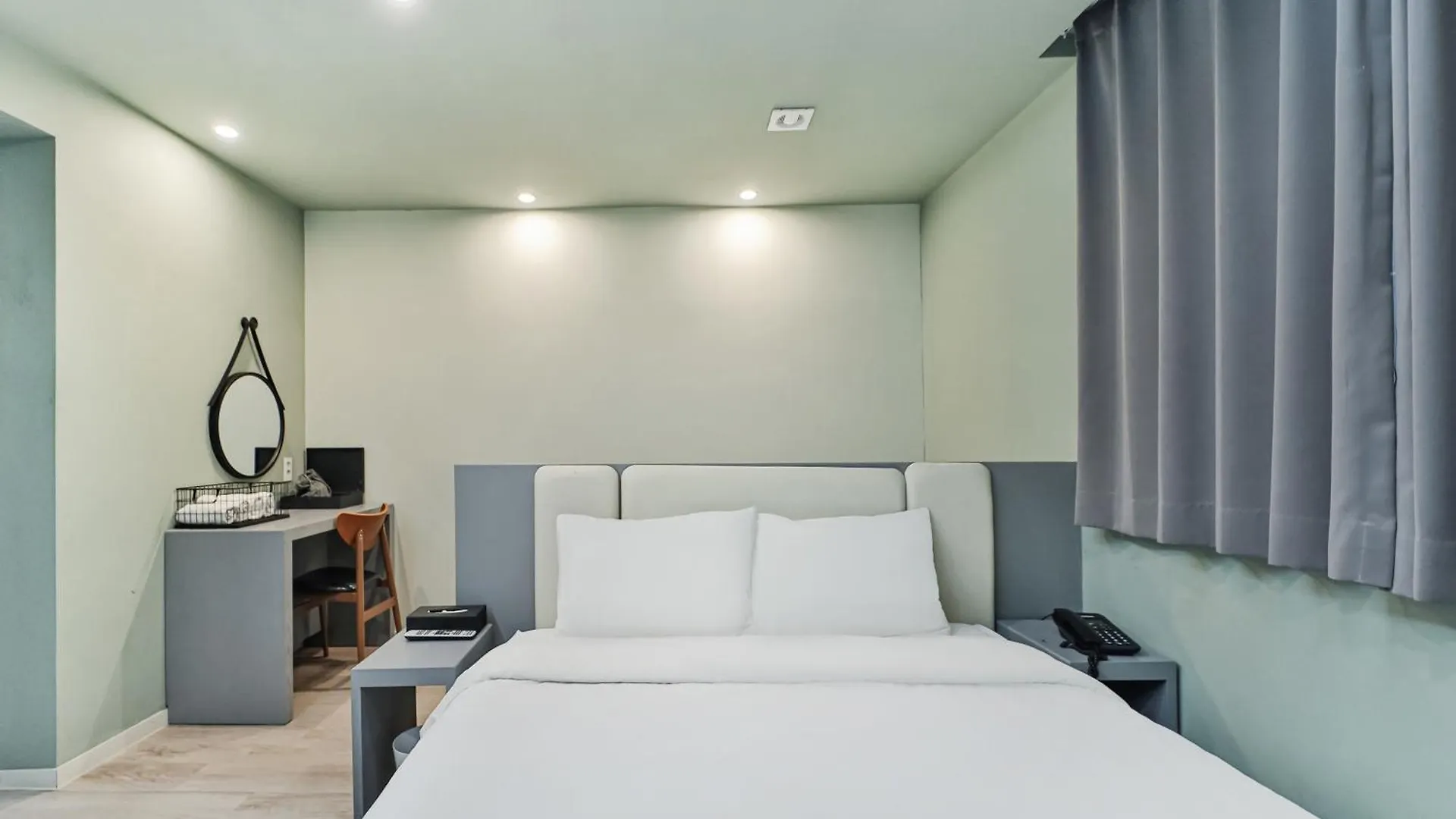 Sloth Hotel Busan Seomyeon