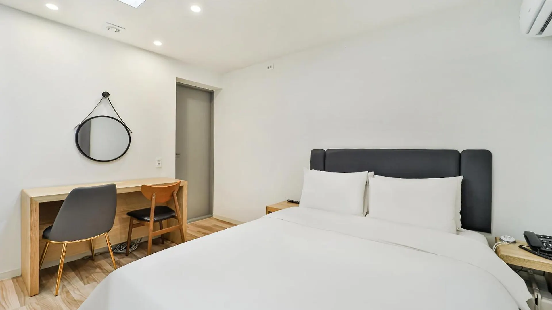 Sloth Hotel Busan Seomyeon